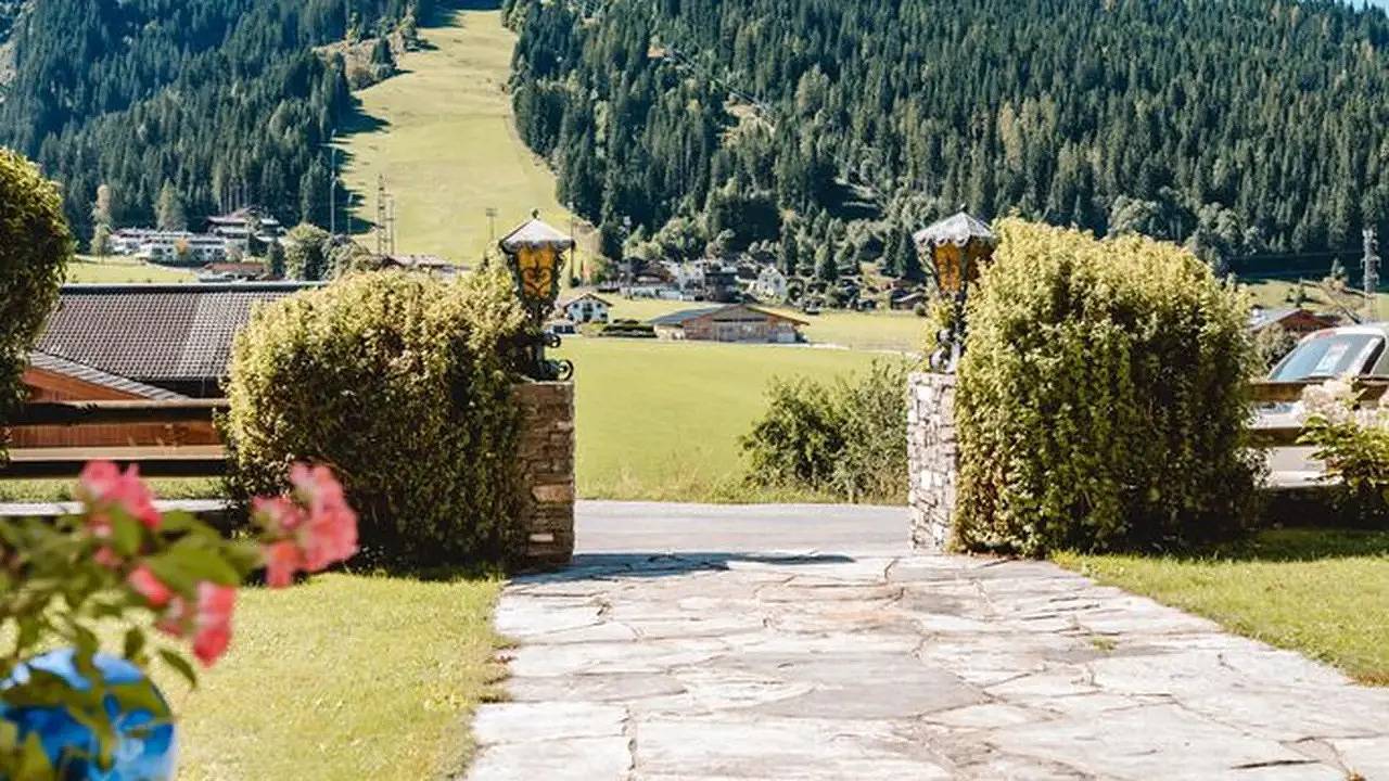 Geheel vakantieappartement, Vakantieappartement voor 2 personen met tuin in Flachau, Ski Amadé