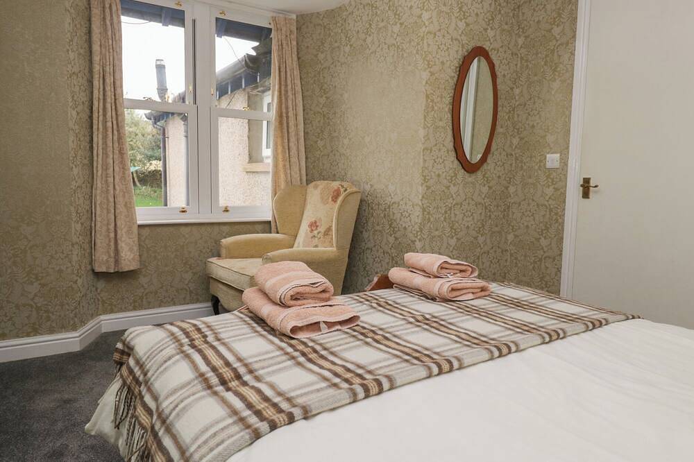 Gorse Bank, family friendly, with open fire in Broughton-In-Furness in Broughton in Furness, Lake District