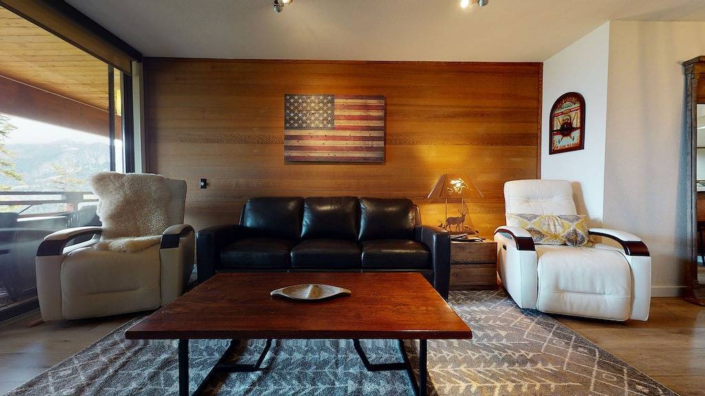 Ganze Wohnung, Bridges 210-Private spa, incredible views & ski in ski out! in Mammoth Lakes, Mammoth Mountain