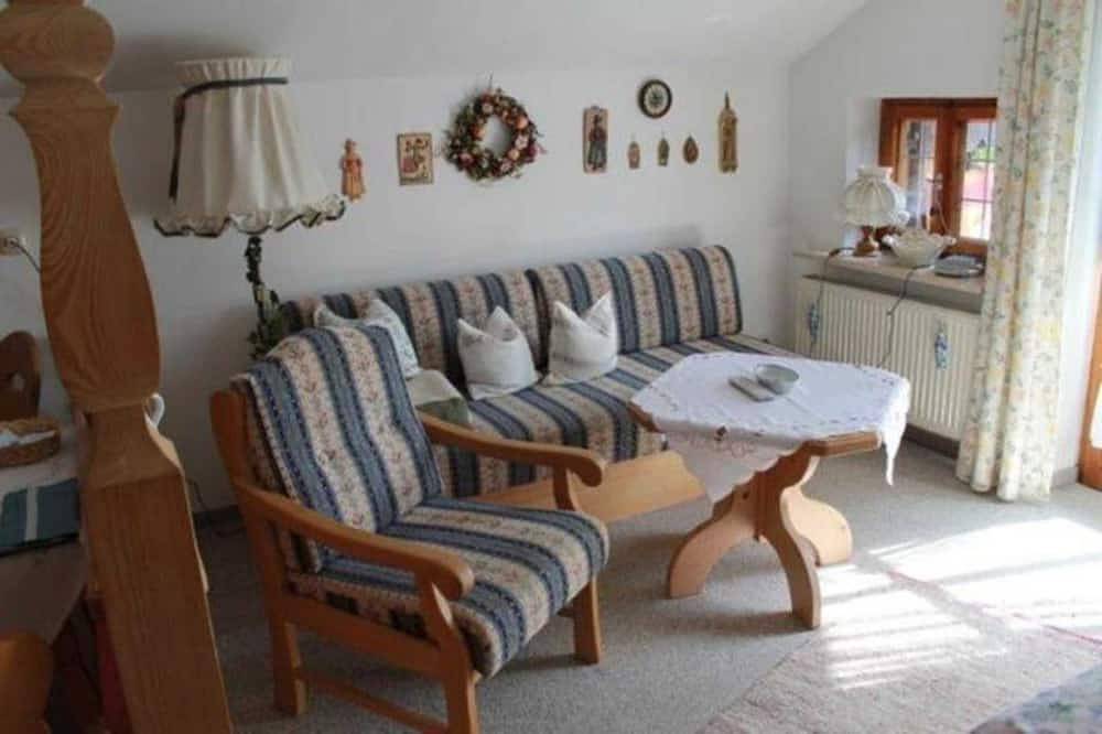 Entire apartment, Vacation apartment 5 - Landhaus Müller in Bad Wiessee, Bavarian Alps