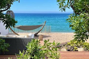 Gîte pour 4 personnes, avec terrasse dans Plage de Tenutella