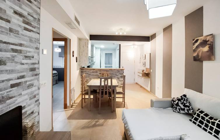 Apartamento vacacional entero, Apartamento de lujo en la playa con piscina y aparcamiento in Rota , Costa de la Luz