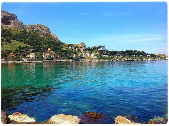 Appartamento per 2 persone, con Idromassaggio e Terrazza nonché Giardino e Piscina a Sferracavallo