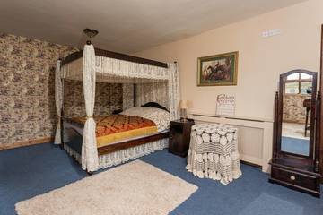 Cottage for 7 People in County Cork, Photo 2