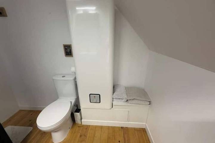 Ganze Wohnung, Apartment No. 6 • Charming Studio Apartment • Cozy & Unique in Saint-Amand-Montrond