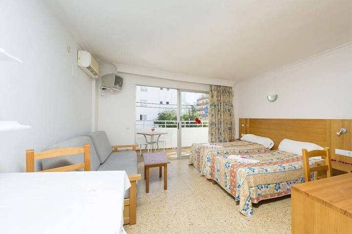 Apartamento para 2 personas, con piscina en Playa d'en Bossa