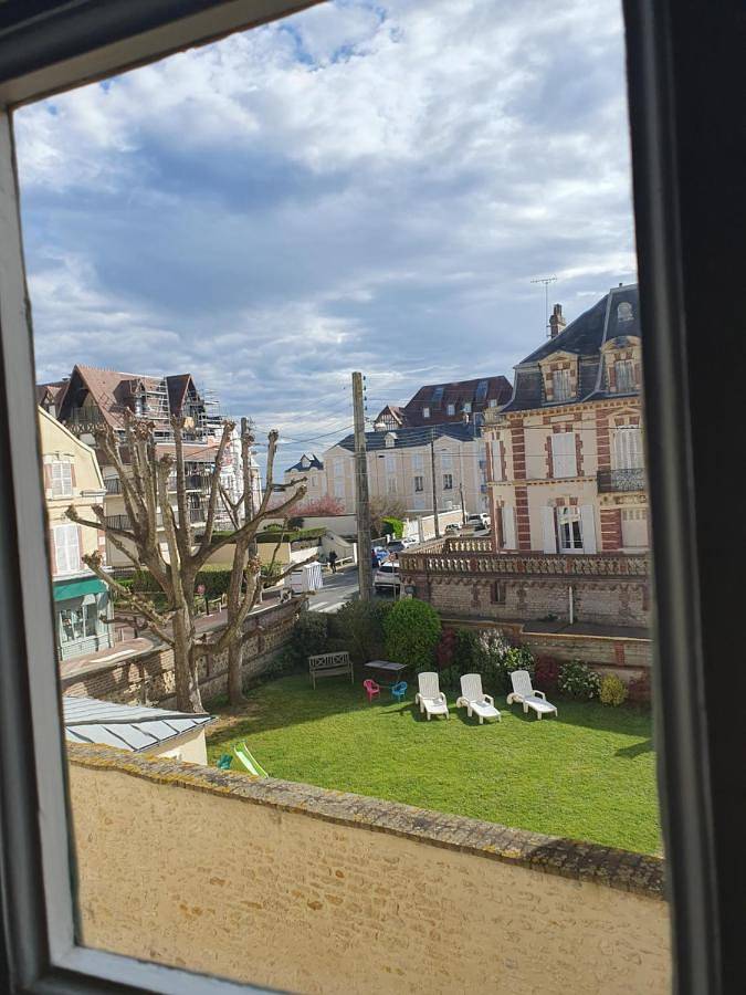 Gîte pour 3 personnes, avec vue dans Grand Casino de Cabourg - 4