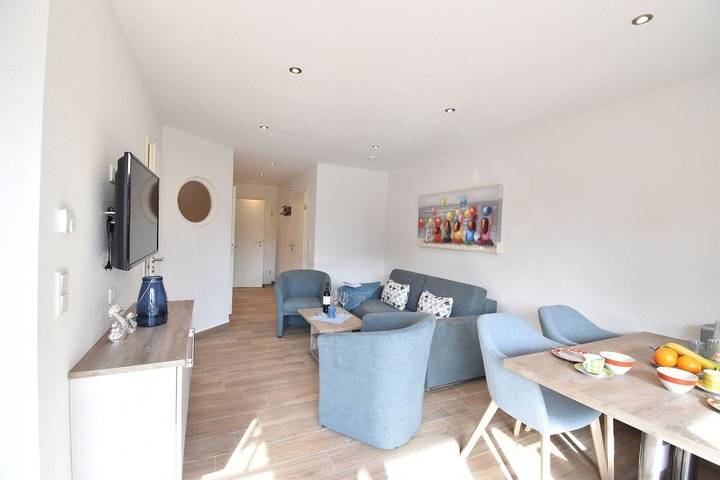 Ferienwohnung für 4 Personen, mit Terrasse in Norden - 2