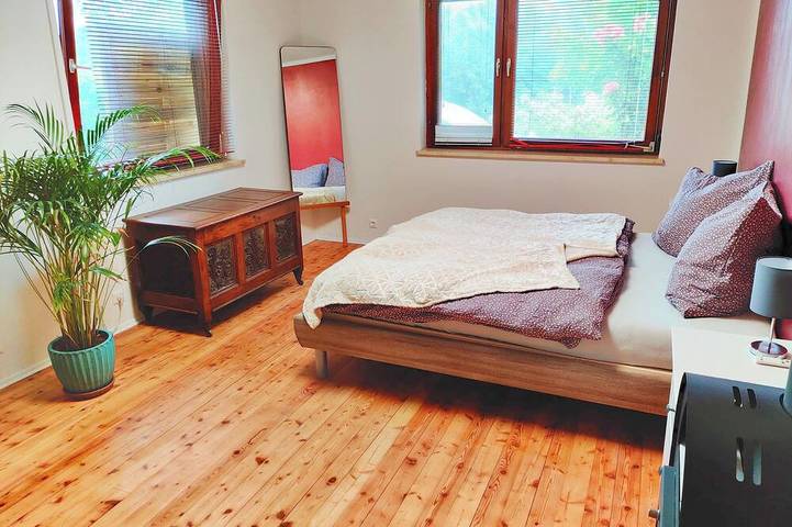 Ferienwohnung für 6 Personen, mit Terrasse und Garten sowie Whirlpool, mit Haustier - 1