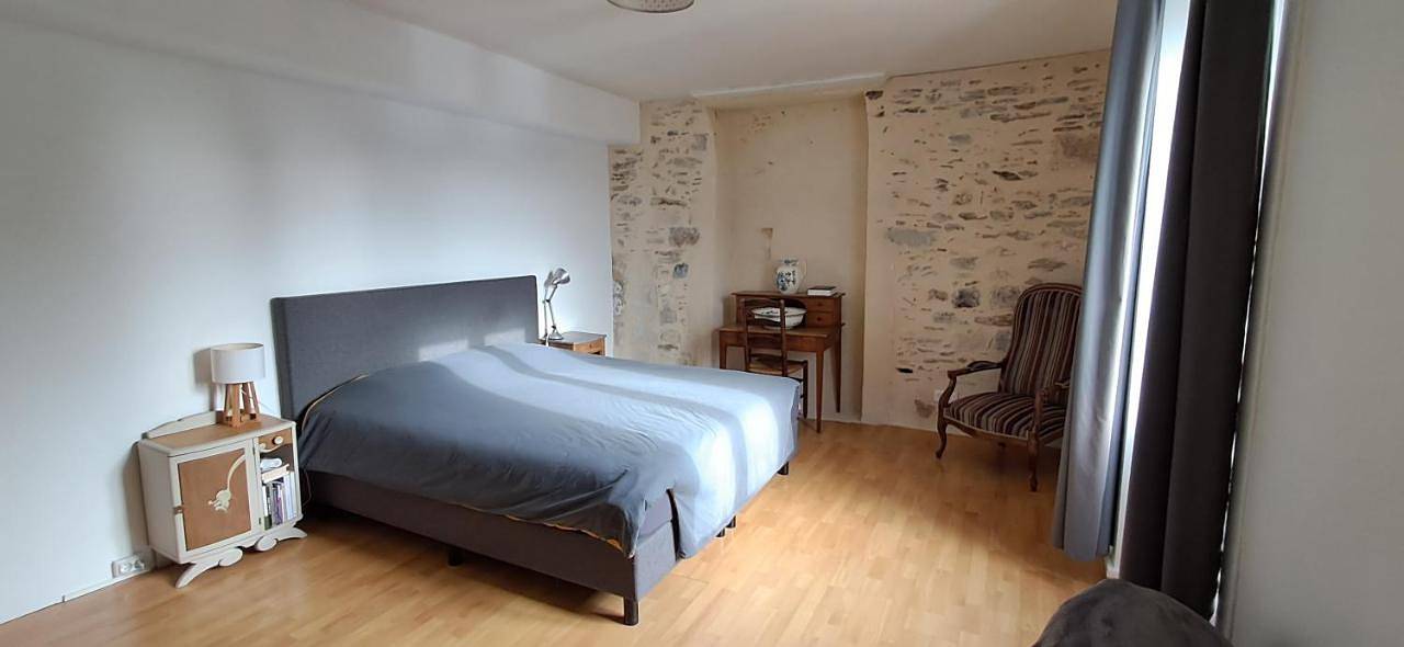 Appartement de vacances entier, Chambres dans maison de caractère in La Possonnière, Région d'Angers
