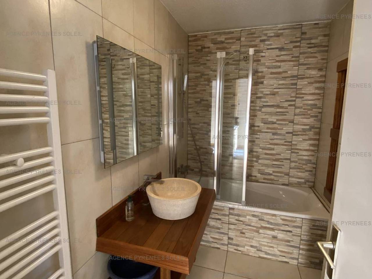 Appartement entier, T2 4 personnes avec parking et casier à skis à 300m des commerces in Les Angles, Parc naturel régional des Pyrénées catalanes