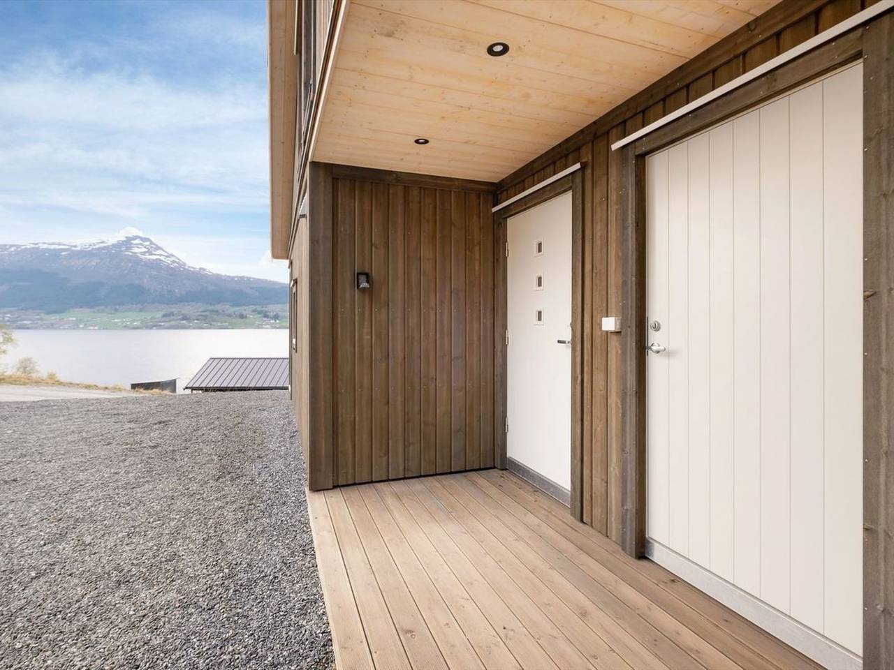 Blockhaus am Fjord in Gjemnes, Nördliches Fjordnorwegen