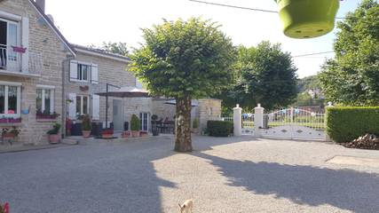 Gîte pour 5 personnes, avec terrasse et jardin, animaux acceptés dans Arlay