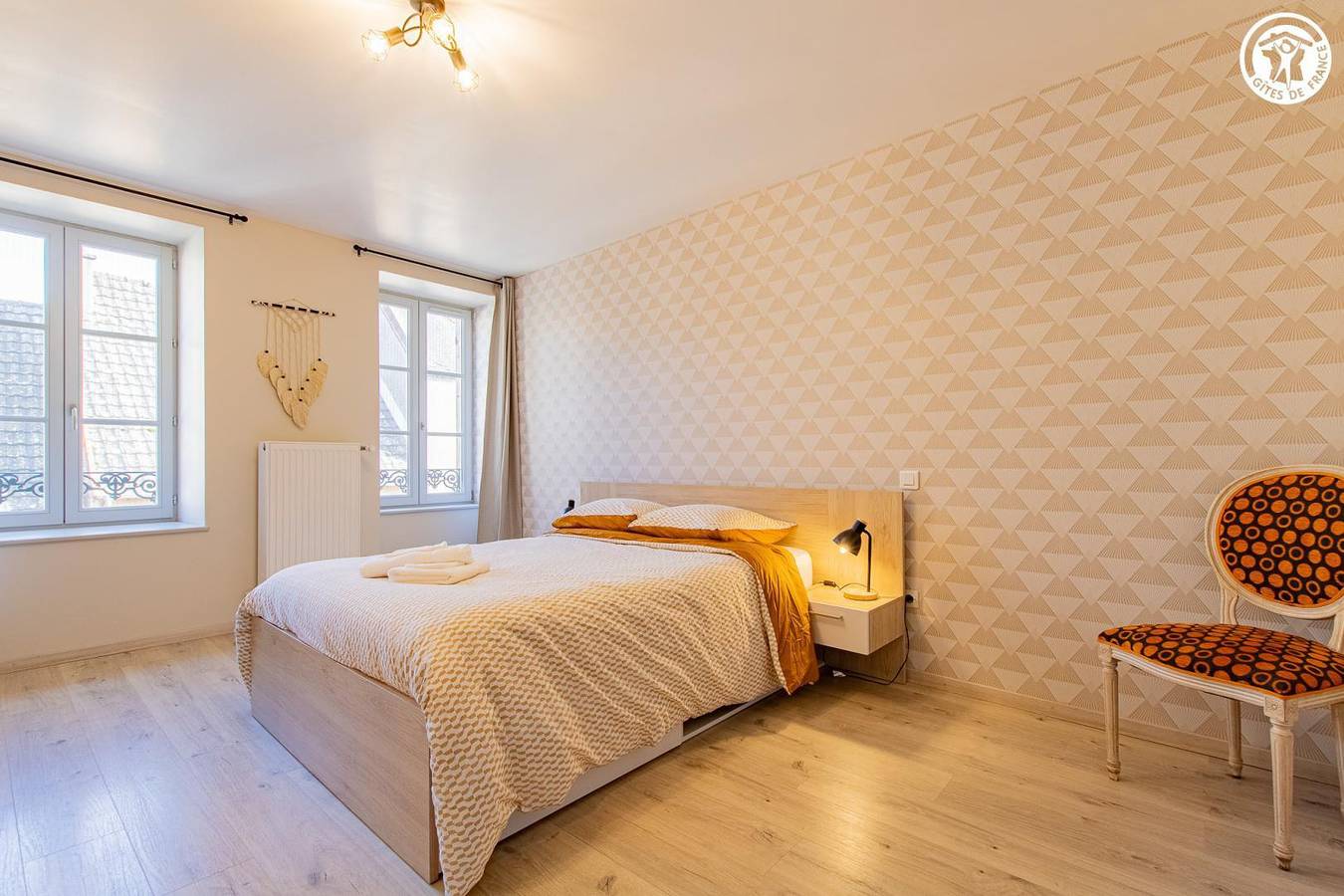 Les Gourmets in Couches, Autun Området