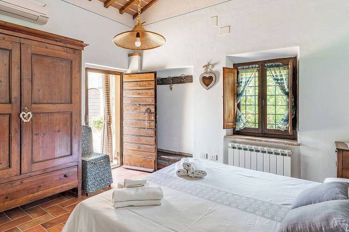 Ferienhaus für 2 Personen, mit Terrasse und Garten