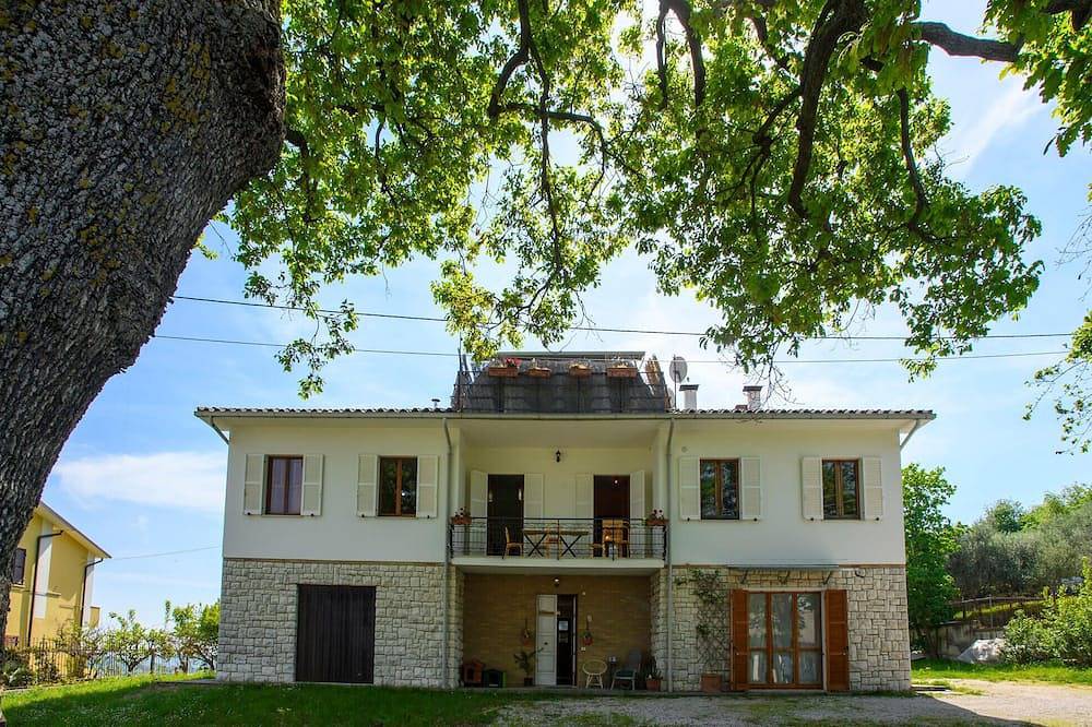 Appartamento vacanze a Montefelcino a partire da 103€ a notte
