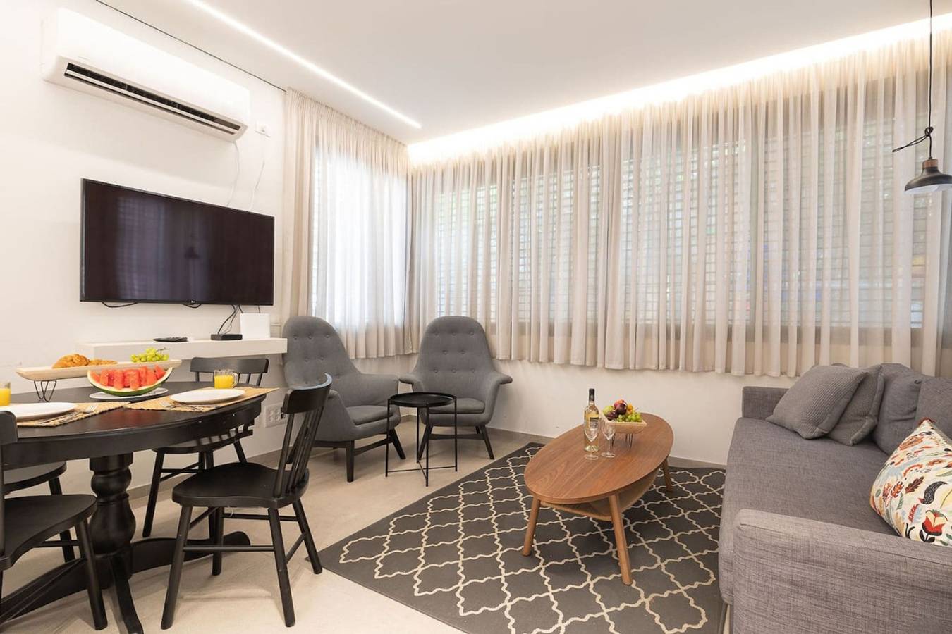 Entire apartment, Cozy Apartment in the Heart of Tel Aviv in Tel Aviv, Tel Aviv District