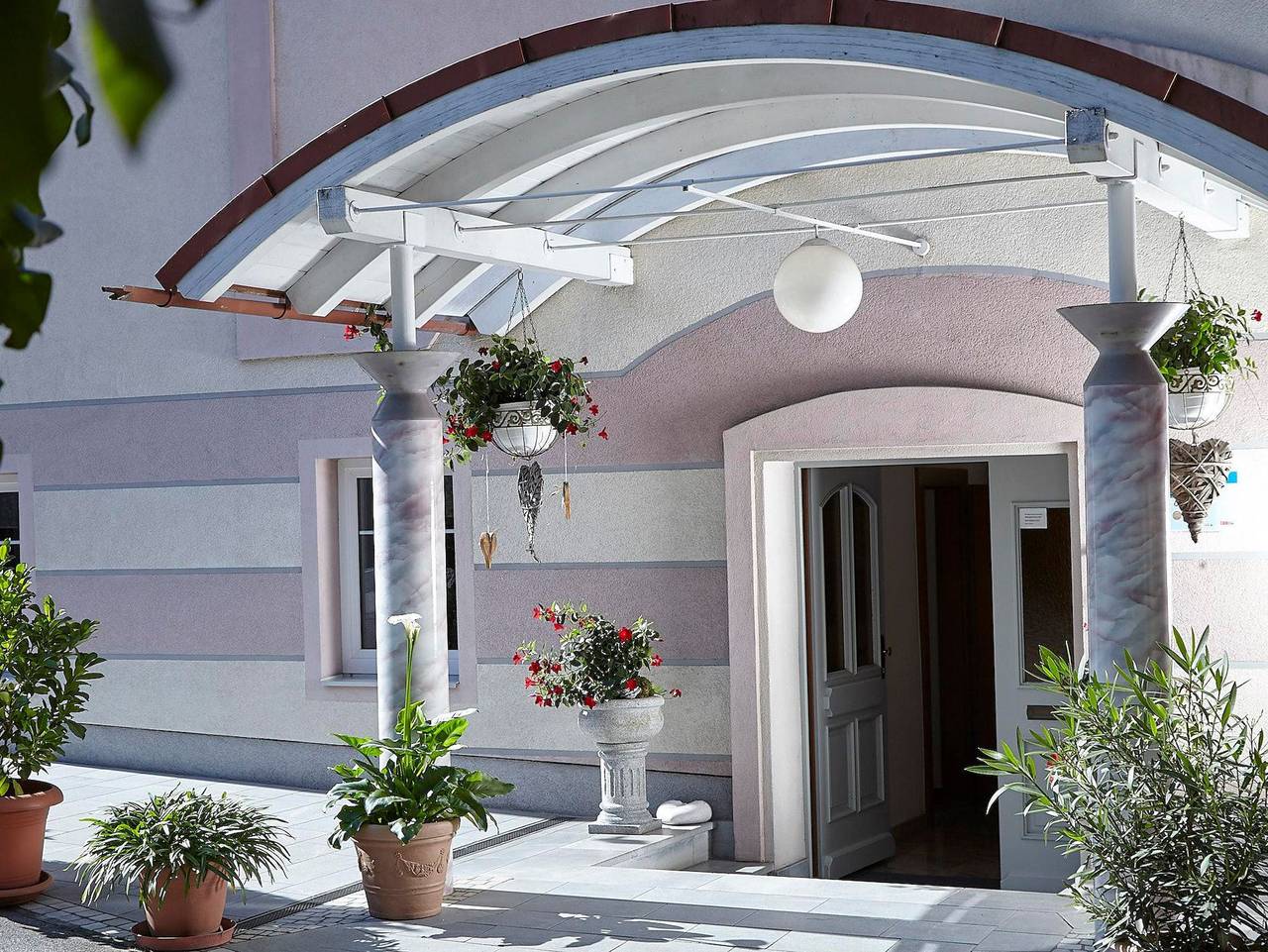 Ganze Ferienwohnung, Haus Aschgan - Kleines Doppelzimmer in Karawanken und Bachergebirge, Villach