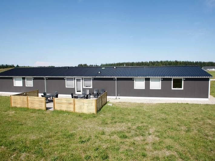 Ferienhaus für 16 Personen, mit Terrasse und Sauna in Tranum Strand