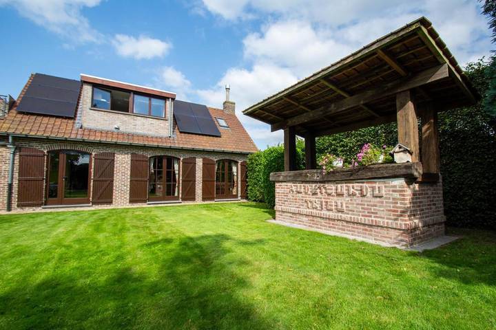 Location de vacances pour 8 personnes, avec vue, animaux acceptés à Pecq