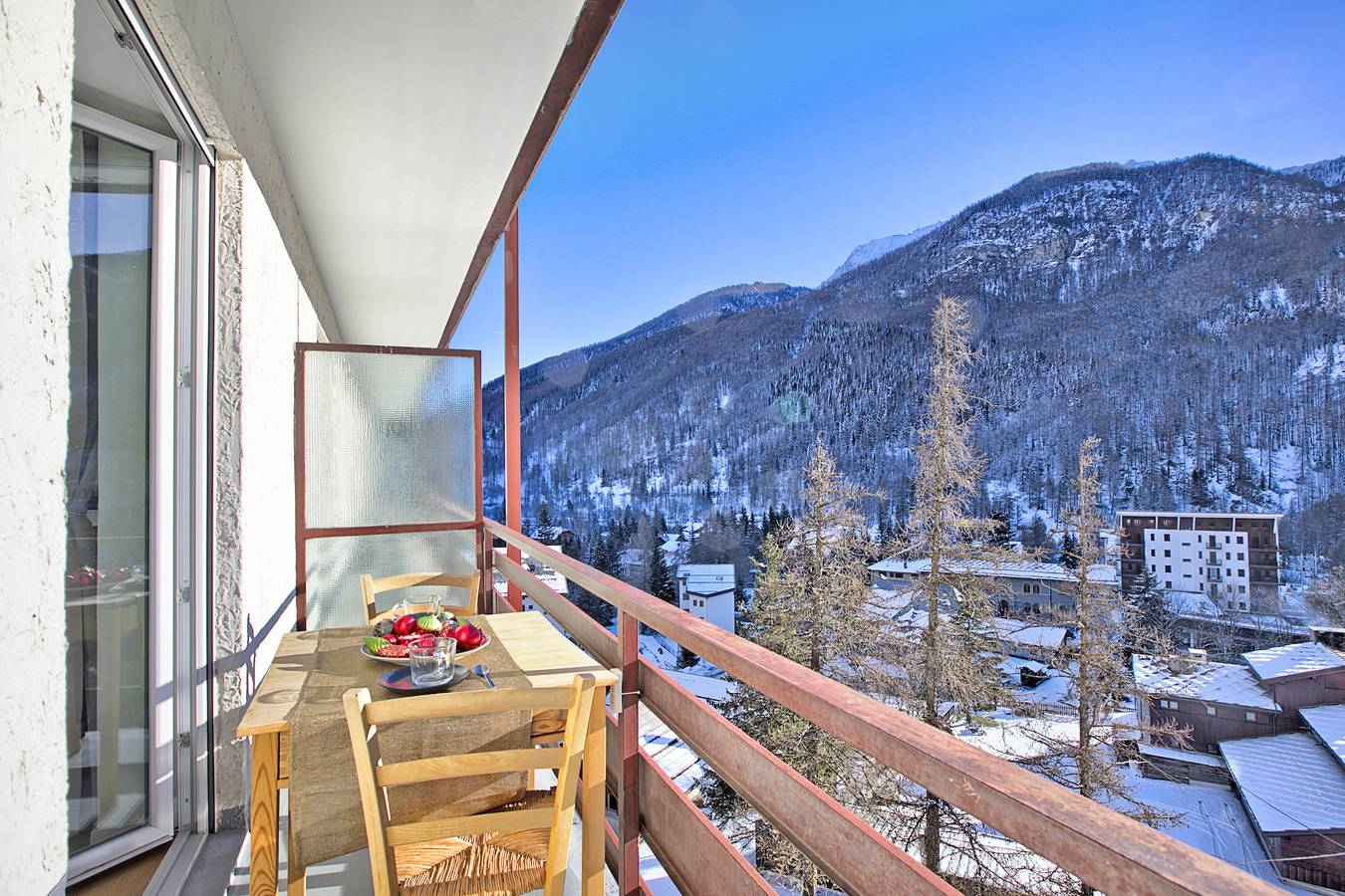 Apartamento entero, Starkeeper Apartment Ski Base with Balcony Views in Pragelato, Via Lattea