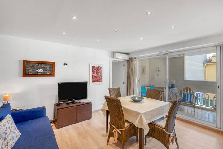 Appartement de vacances pour 4 personnes, avec terrasse et vue, animaux acceptés
