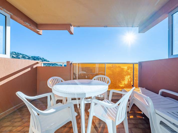Studio pour 4 personnes, avec Piscine à Roquebrune-Cap-Martin