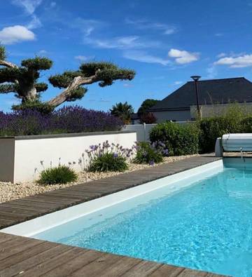 Location de vacances pour 8 personnes, avec terrasse ainsi que piscine et jardin, animaux acceptés dans Grâces