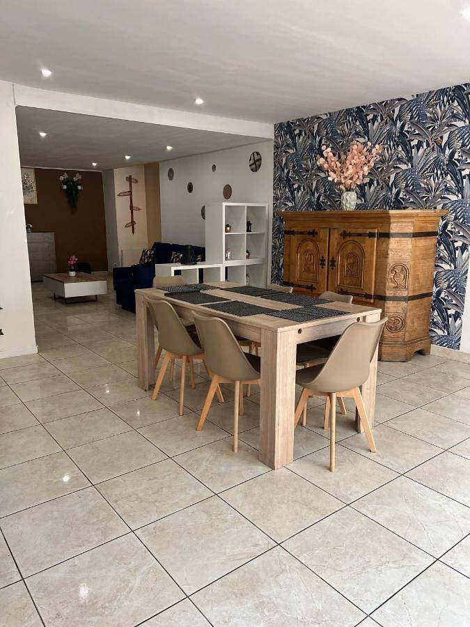 Appartement de vacances pour 7 personnes, avec terrasse, animaux acceptés