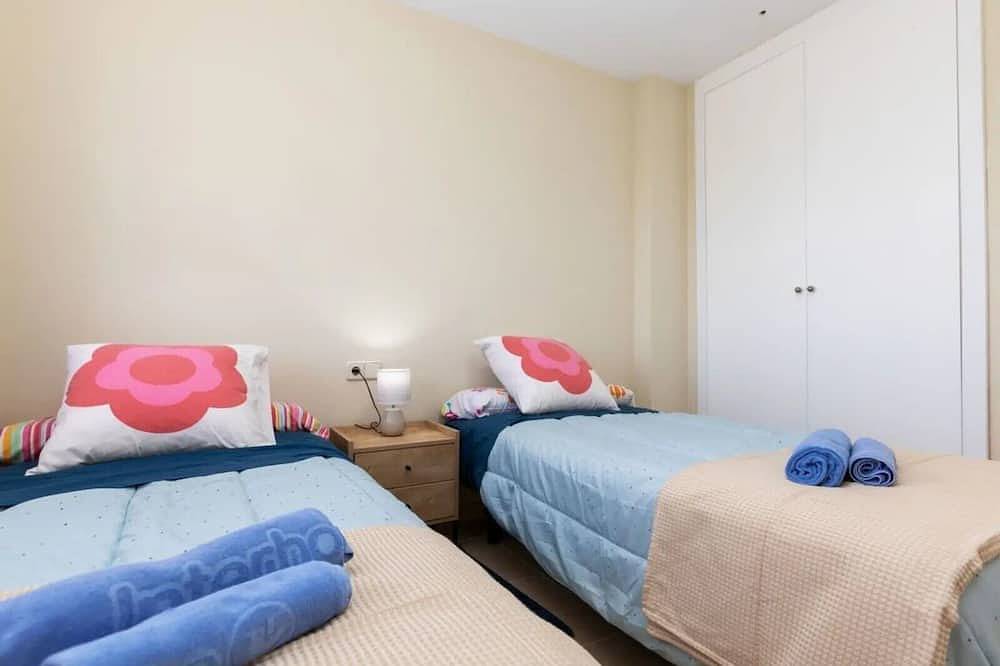 Apartamento entero, Golf San Jordi (Vinaros) Apartment 81m2 2 bedrooms, 2 bathrooms and living room 2 gardens. in San Jorge, Provincia de Castellón
