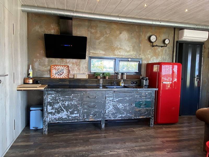 Vakantiefriesland — Einzigartiges Ferienhaus Warns mit eigener Terrasse in Ijsselmeer