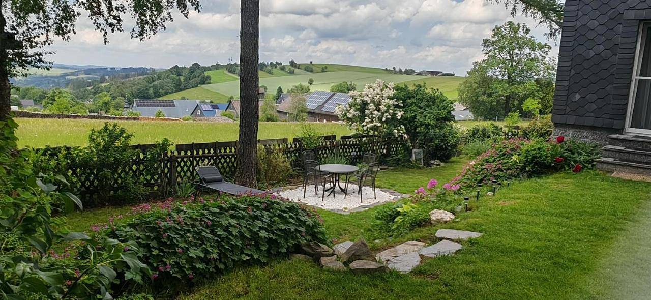 Ferienhaus Villa Zauberblick am Rennsteig Frankenwald Freistehend naturnah Hundefreundlich eingezäunt in Ludwigsstadt, Rennsteig