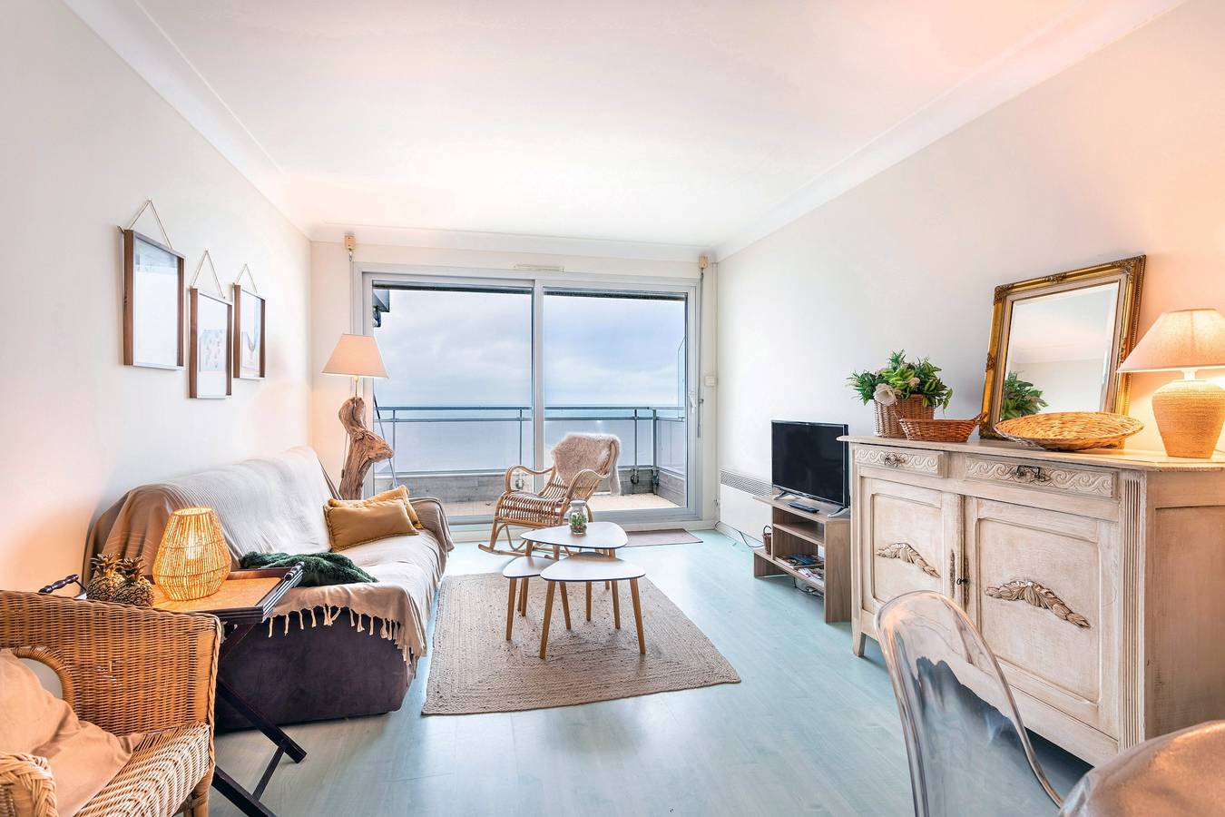 Appartement entier, Appartement face mer, deux chambres. in Les Sables-d'Olonne, Vendée