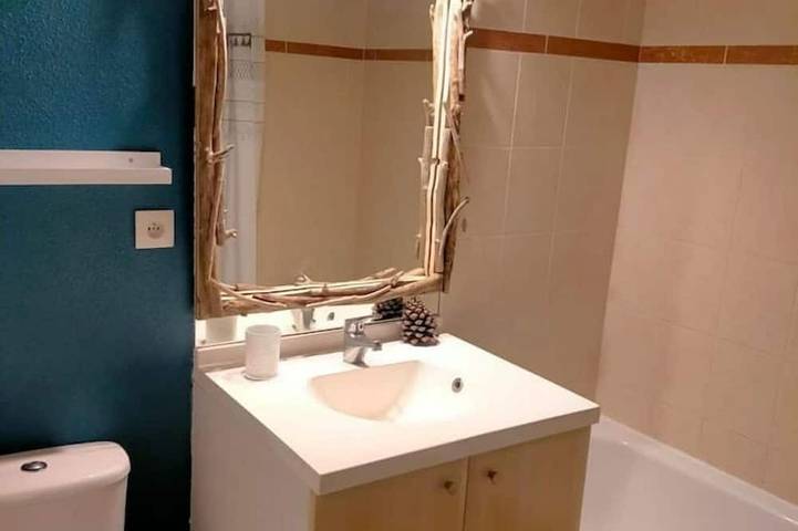 Gîte pour 4 personnes, avec jardin ainsi que terrasse et piscine à Marans - 3