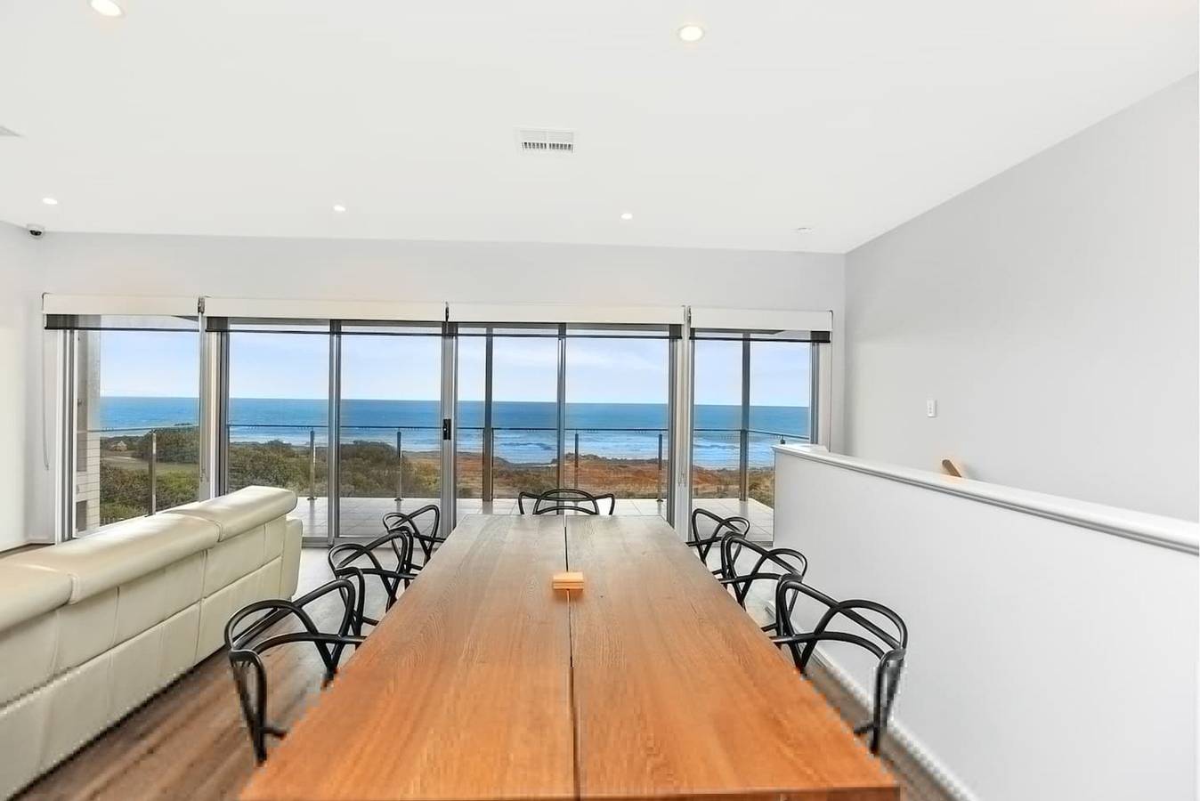 Avaya Sellicks Beachfront Getaway- Wifi in Sellicks Beach, City of Onkaparinga