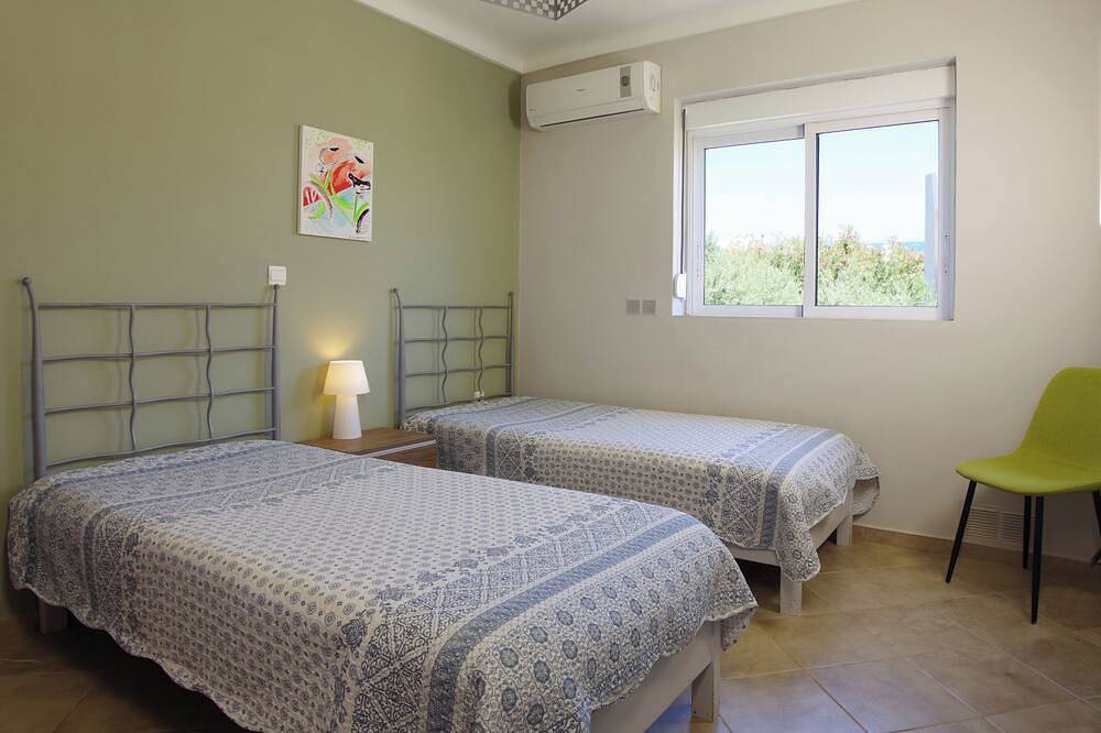 Ganze Wohnung, Cozy House with Swimming Pool Near the Sea in Daratsos, Chania und Umgebung