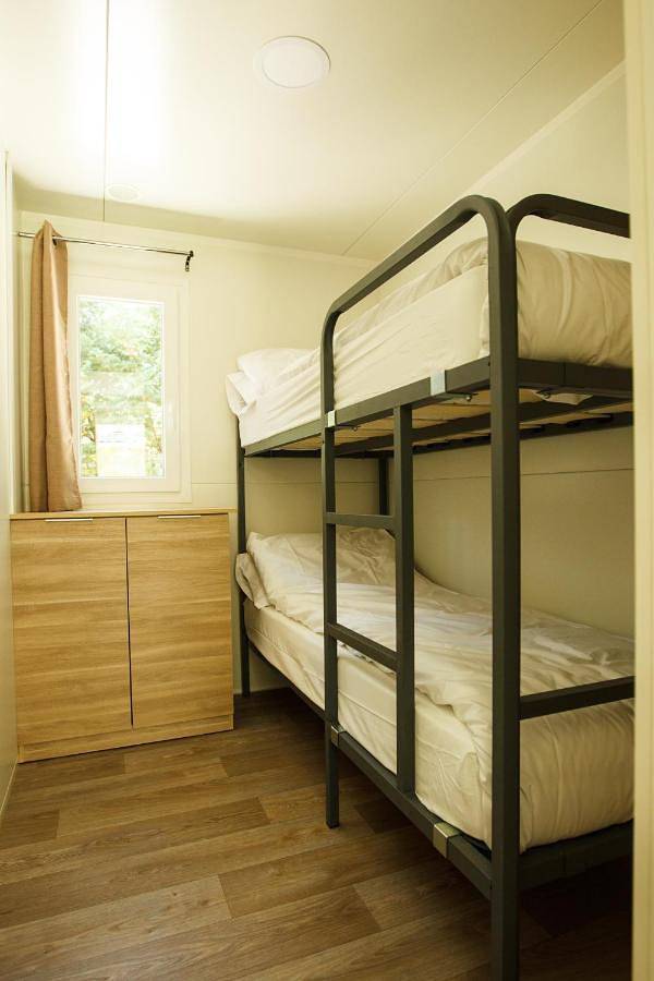 Parc de vacances pour 6 personnes, avec piscine et jardin à Mundaka - 3