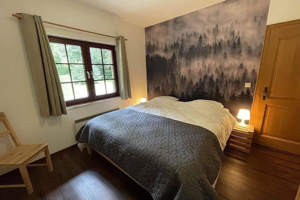 Ardennenvilla mit Garten am Flussufer und Aussicht in Sankt Vith, Naturpark Hohes Venn