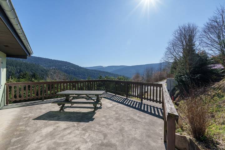 Maison de vacances pour 4 personnes, avec Terrasse et Jardin à Cornimont