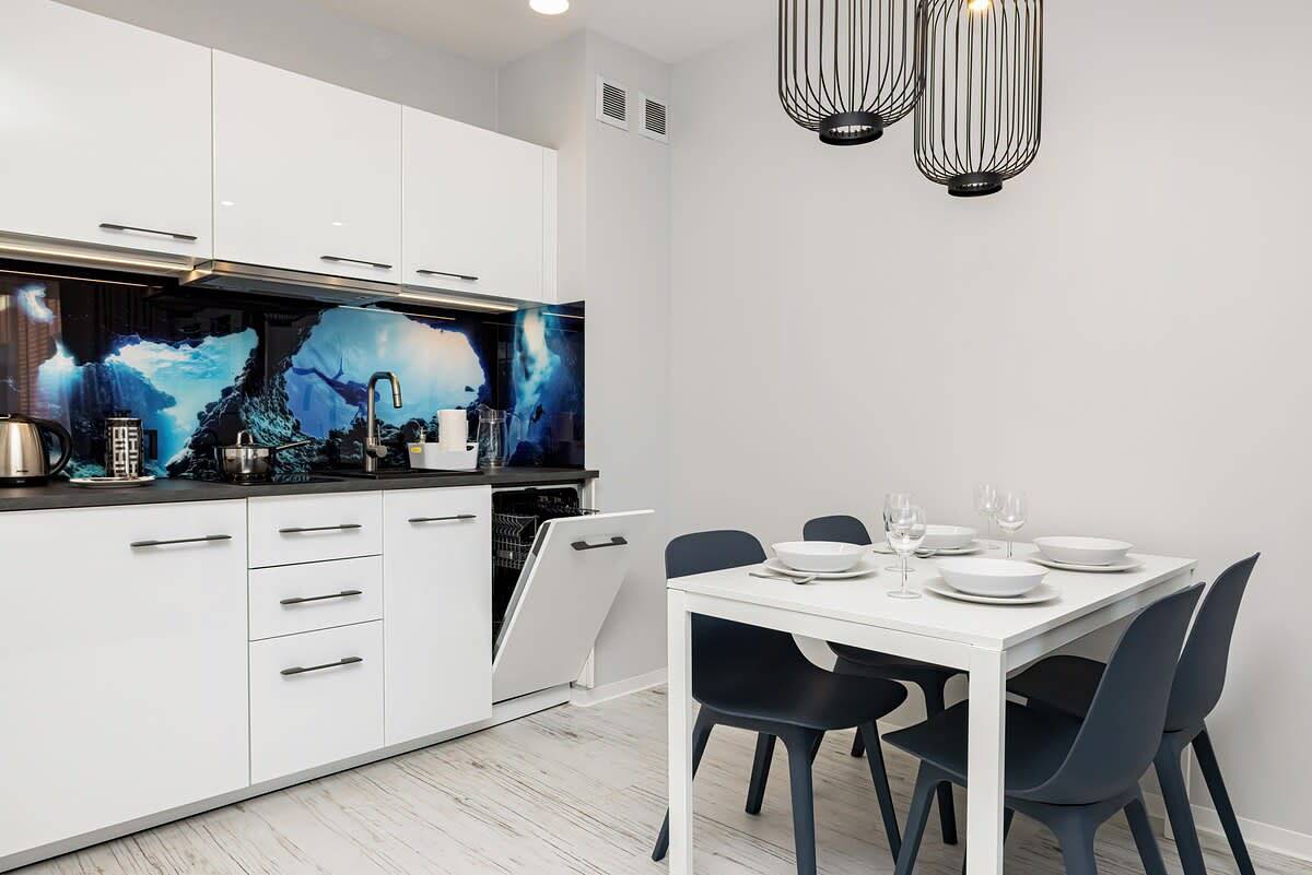Geheel appartement, Seaside Apartment | 400 m to the Beach, Gym, Balcony in Kołobrzeg, Baltic Sea Pomerania