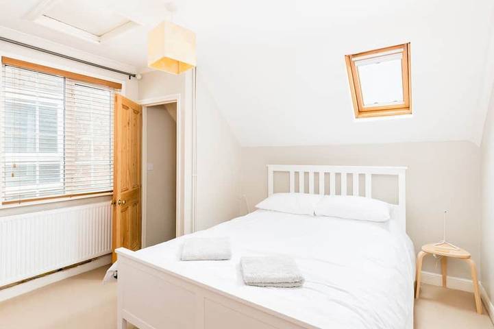 Cosy 3Bed in Leamington Spa, Family Home & Garden|Pass the Keys in Leamington Spa, Warwickshire