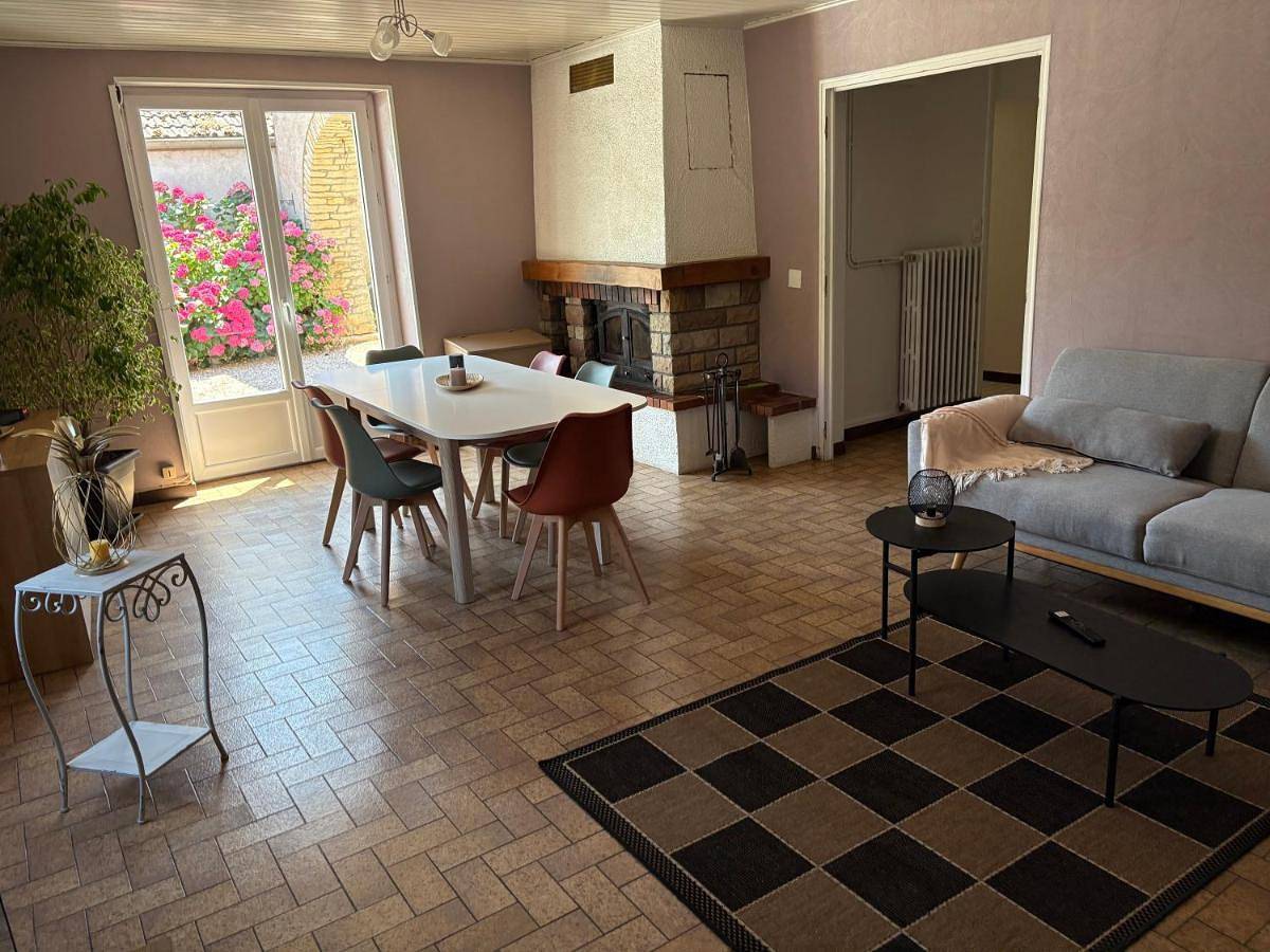 Le Champ du Bonheur in Esprels, Haute-Saône