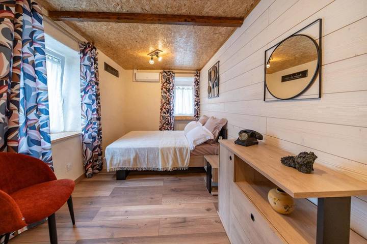 Gîte pour 2 personnes, avec terrasse, animaux acceptés à Sainte-Marie-de-Cuines - 2