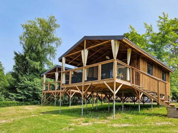 Location de vacances pour 6 personnes, avec Piscine à Marcillac-la-Croisille