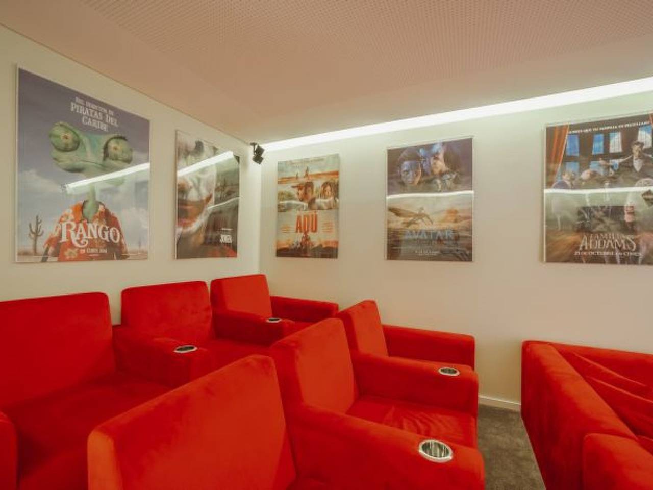 Apartamento encantador de 180 m² perto de restaurantes e do rio in Distrito do Porto