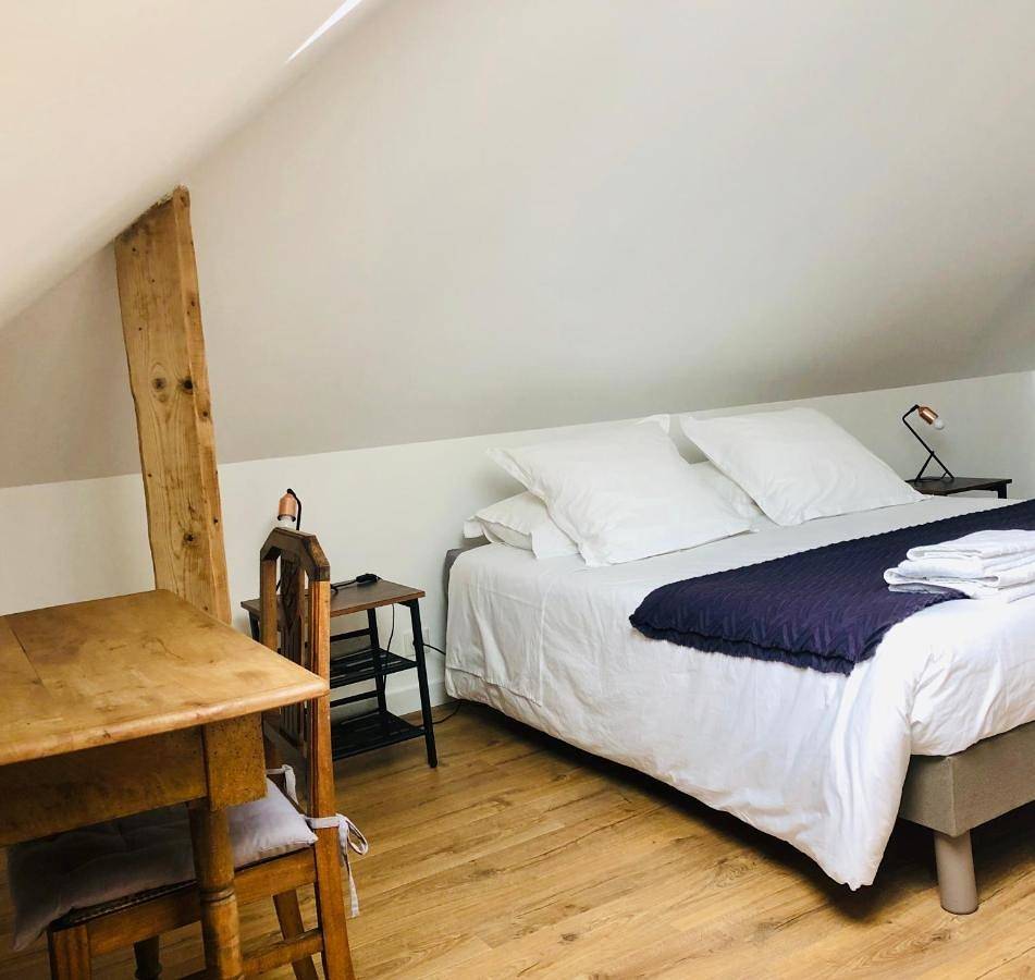Family Room with Private Bathroom in Audierne, Côte de Cornouaille