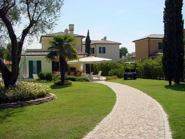 Ferienwohnung für 8 Personen, mit Garten und Pool - 1
