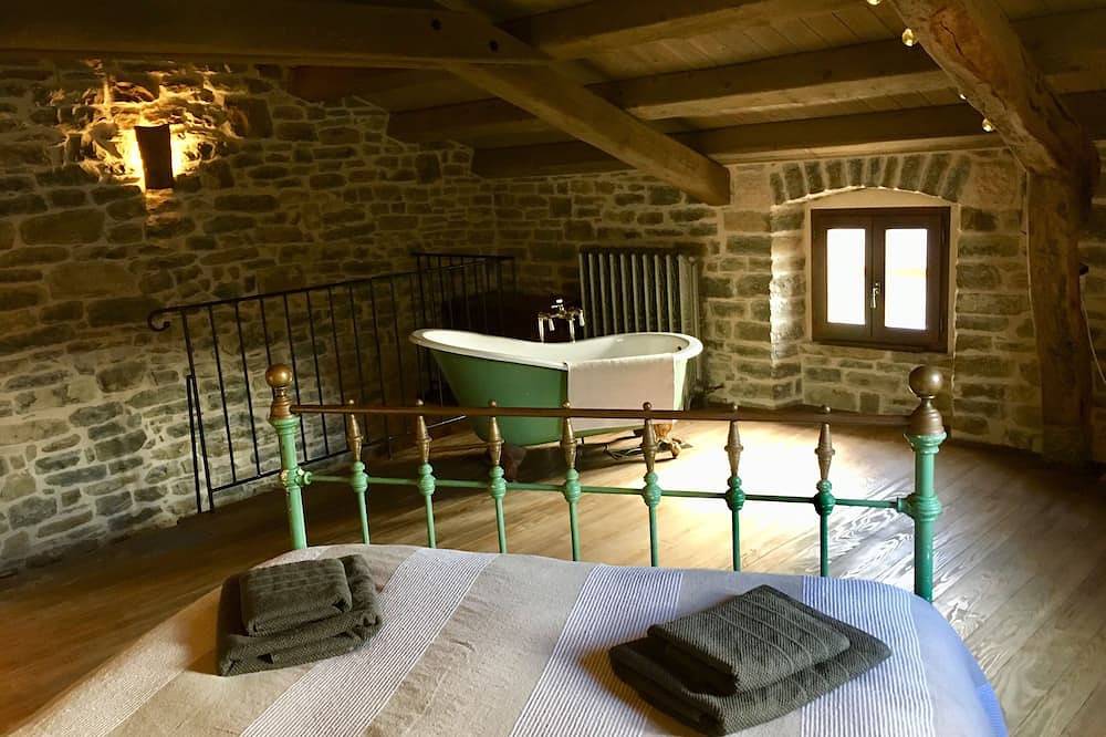 Bolara 60 Kućica: Berghütte aus Stein in Grožnjan, Općina Grožnjan