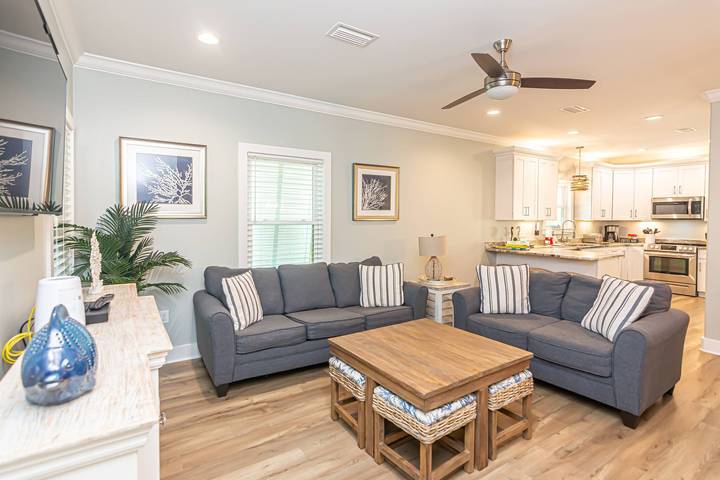 Vacation house for 10 people, with hot tub and yard in Alabama