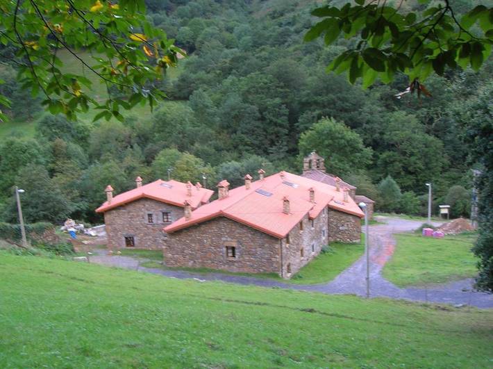 Casa rural para 16 personas, con Balcón y Vistas en Valle del Asón-Gándara - 2
